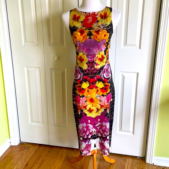 SALE💥VDP Collection Floral Stretchy Dress 6/42 - Picture 2 of 9
